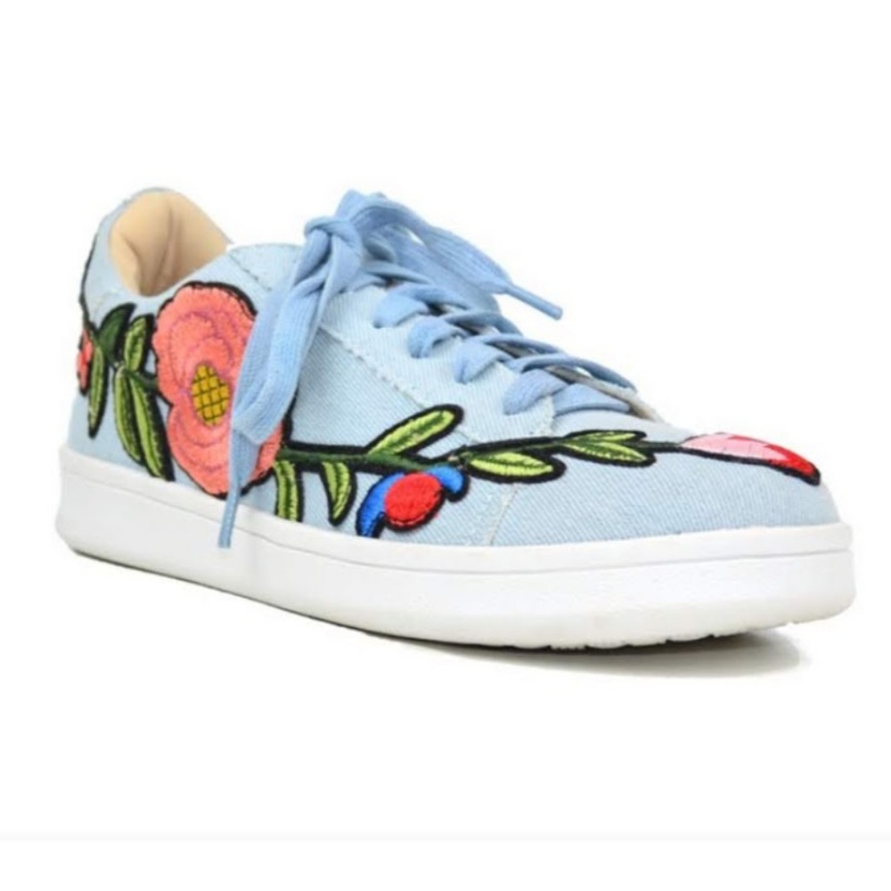 Chase and Chloe Celine denim floral canvas sneaker